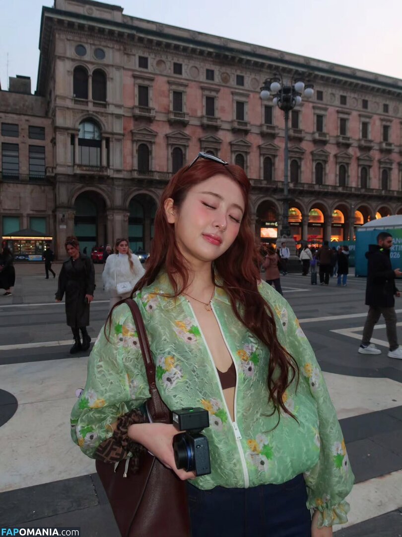 Huh Yunjin 허윤진 / LESSERAFIM / yunjin_lesserafims Meztelen OnlyFans  Kikerült fotó #28