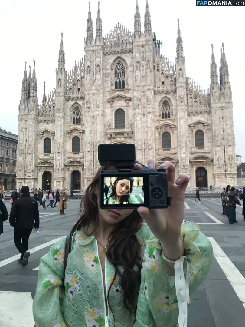 Huh Yunjin 허윤진 / LESSERAFIM / yunjin_lesserafims Meztelen OnlyFans  Kikerült fotó #29
