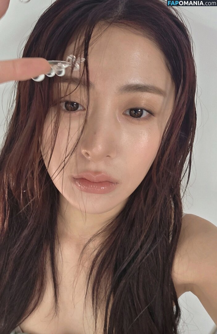 Huh Yunjin 허윤진 / LESSERAFIM / jenaissante Meztelen OnlyFans  Kikerült fotó #128