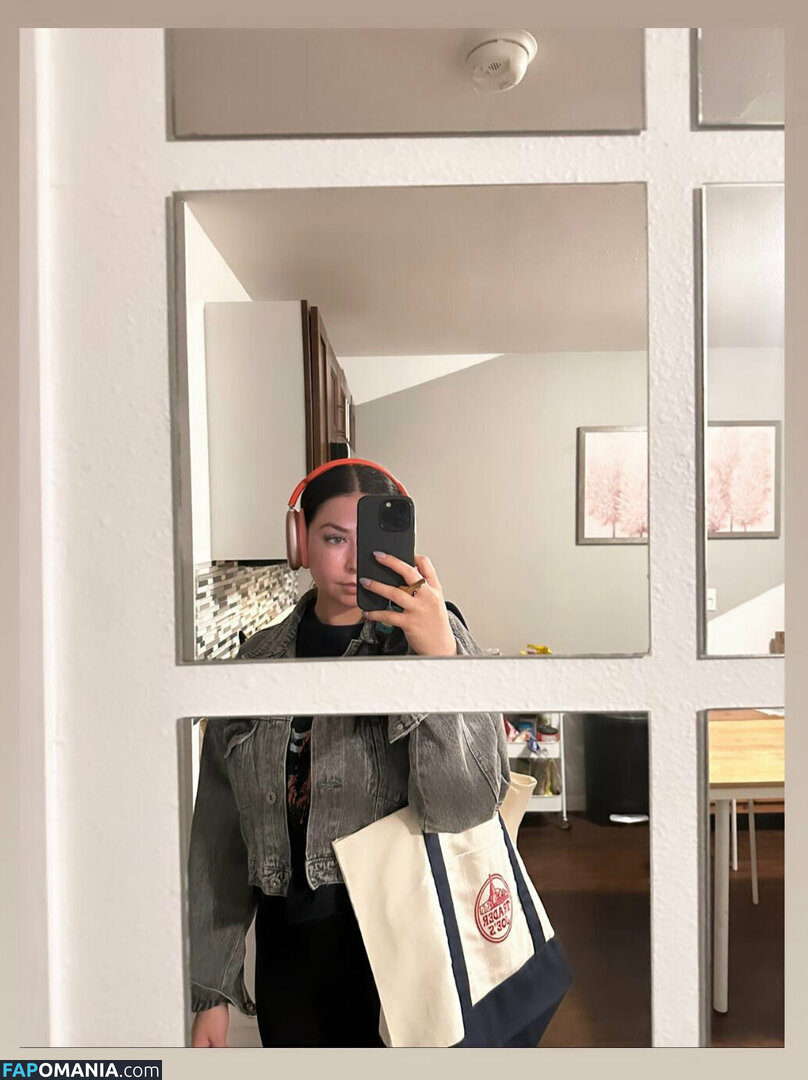 hungry4moore / stillhungry4more Meztelen OnlyFans  Kikerült fotó #28