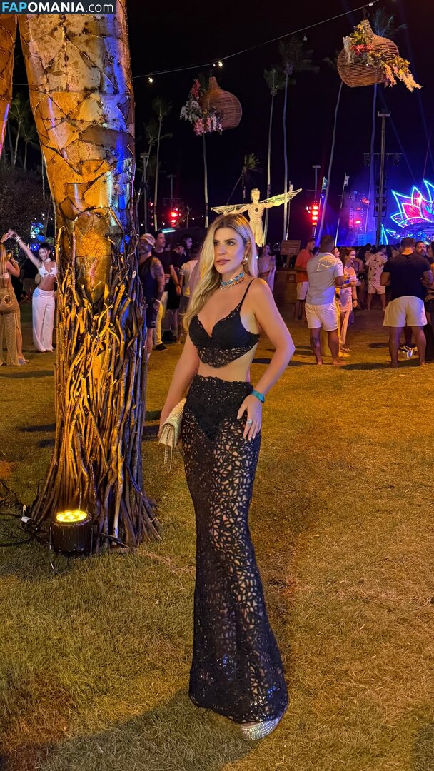 Íris Stefanelli / https: / irisstefanelli Meztelen OnlyFans  Kikerült fotó #5