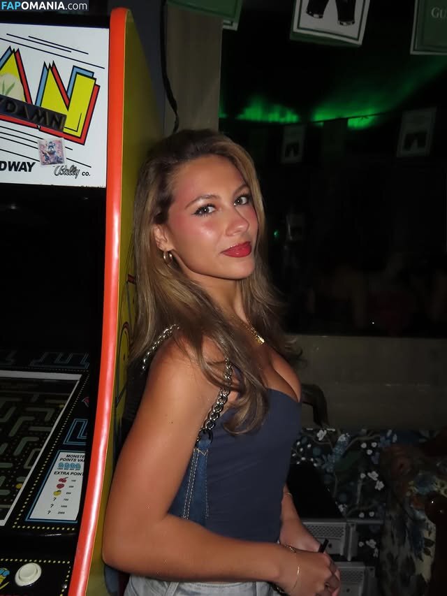 Alana / Lala / alanaluvxxx / iam.la.la / la.something Meztelen OnlyFans  Kikerült fotó #3
