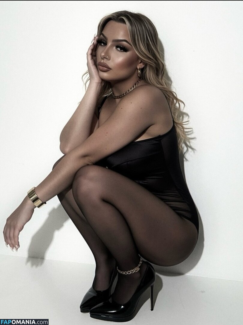 Iamsamvela / Samuela Cecchini Meztelen OnlyFans  Kikerült fotó #1