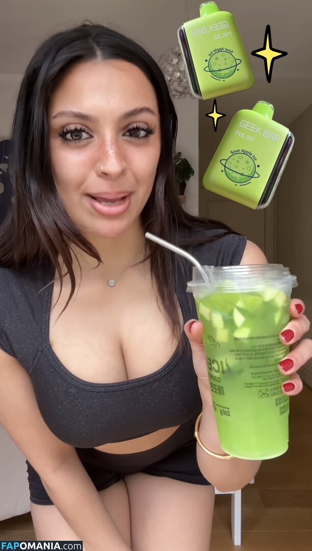 alycakes__ / iconicakes / sara deshmukh / saradeshmukhhh Meztelen OnlyFans  Kikerült fotó #20