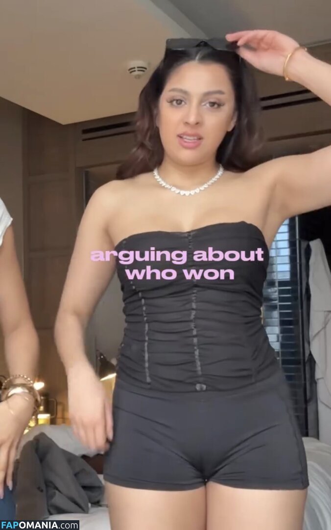 alycakes__ / iconicakes / sara deshmukh / saradeshmukhhh Meztelen OnlyFans  Kikerült fotó #23