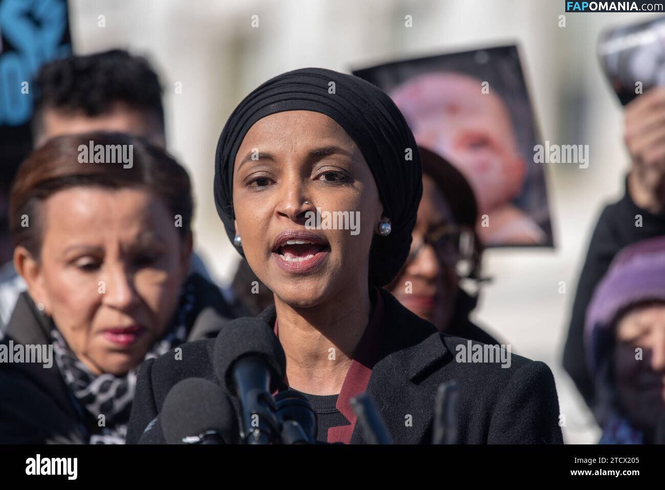 Ilhan Omar Meztelen OnlyFans  Kikerült fotó #8