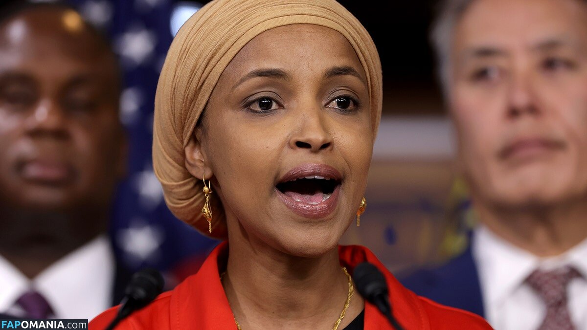Ilhan Omar Meztelen OnlyFans  Kikerült fotó #9