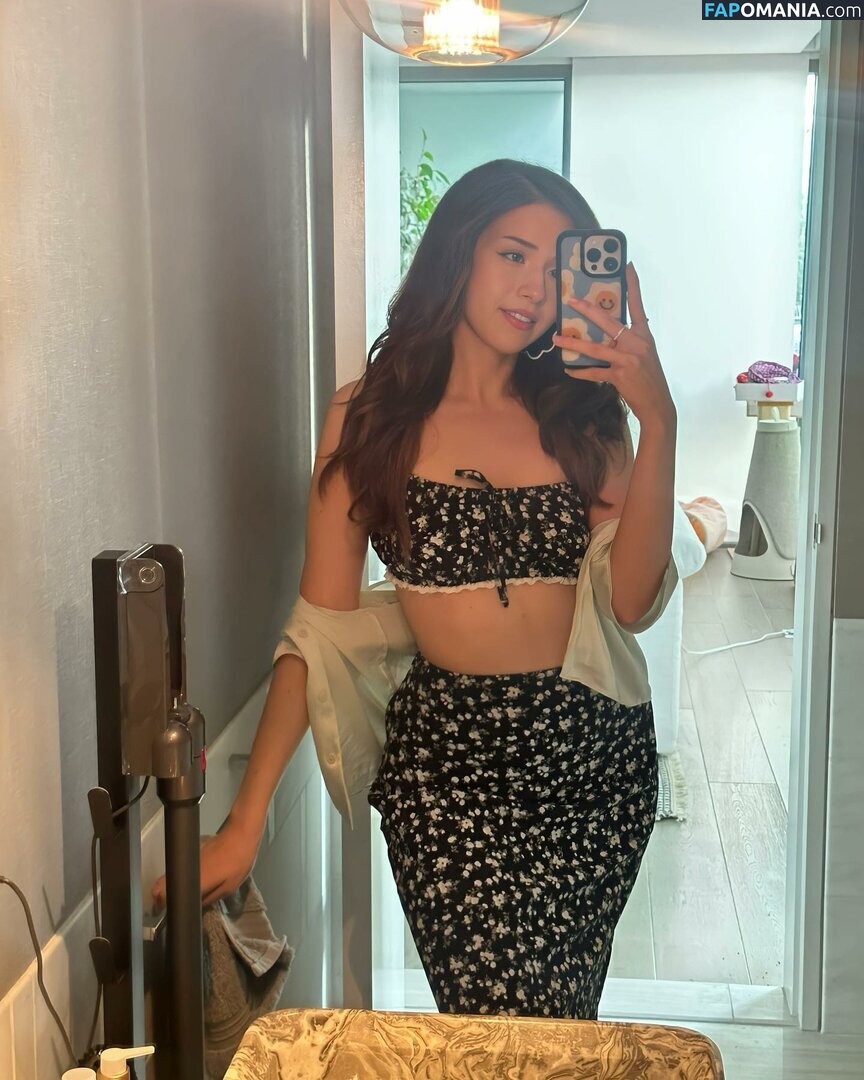 imane / imane... / pokimane Meztelen OnlyFans  Kikerült fotó #7