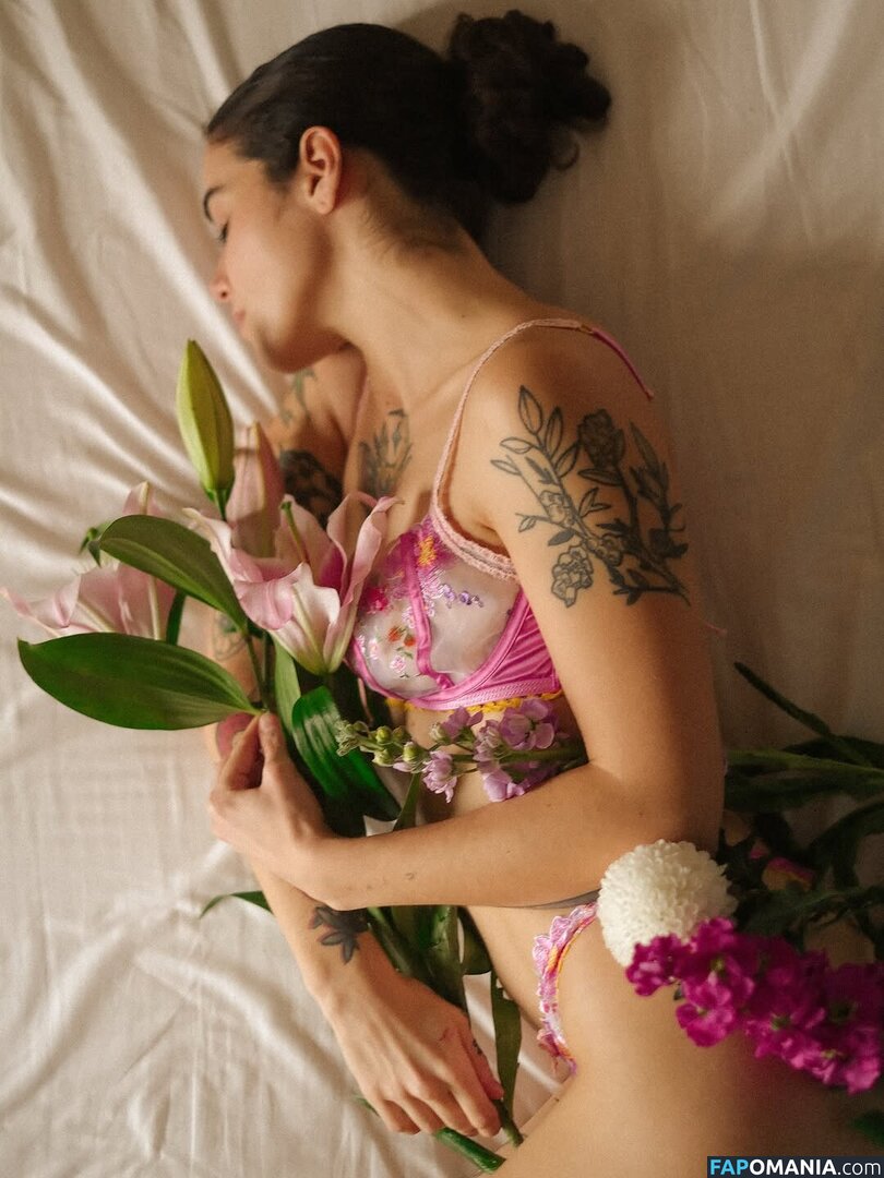 Imponderabile / imponderabile_ Meztelen OnlyFans  Kikerült fotó #3