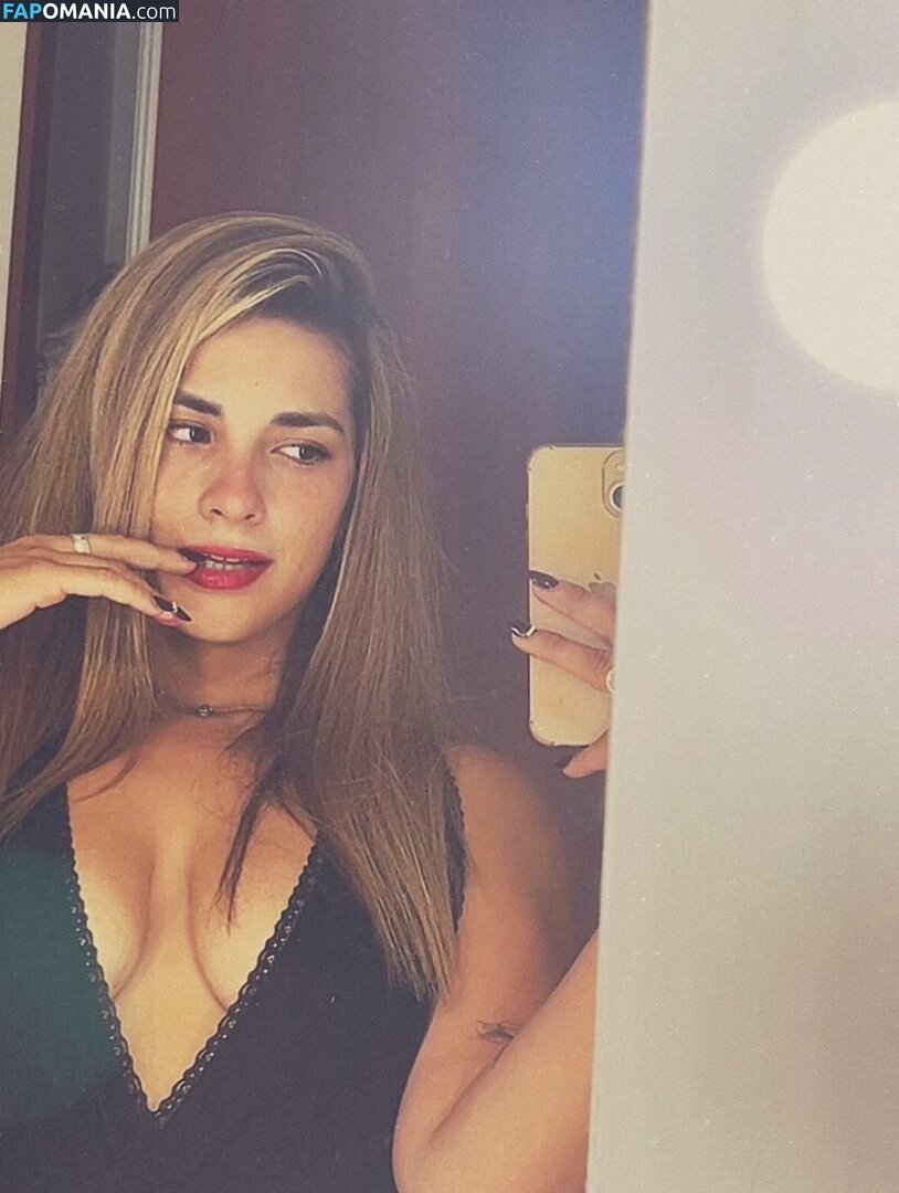 In And Out Uniform Meztelen OnlyFans  Kikerült fotó #24