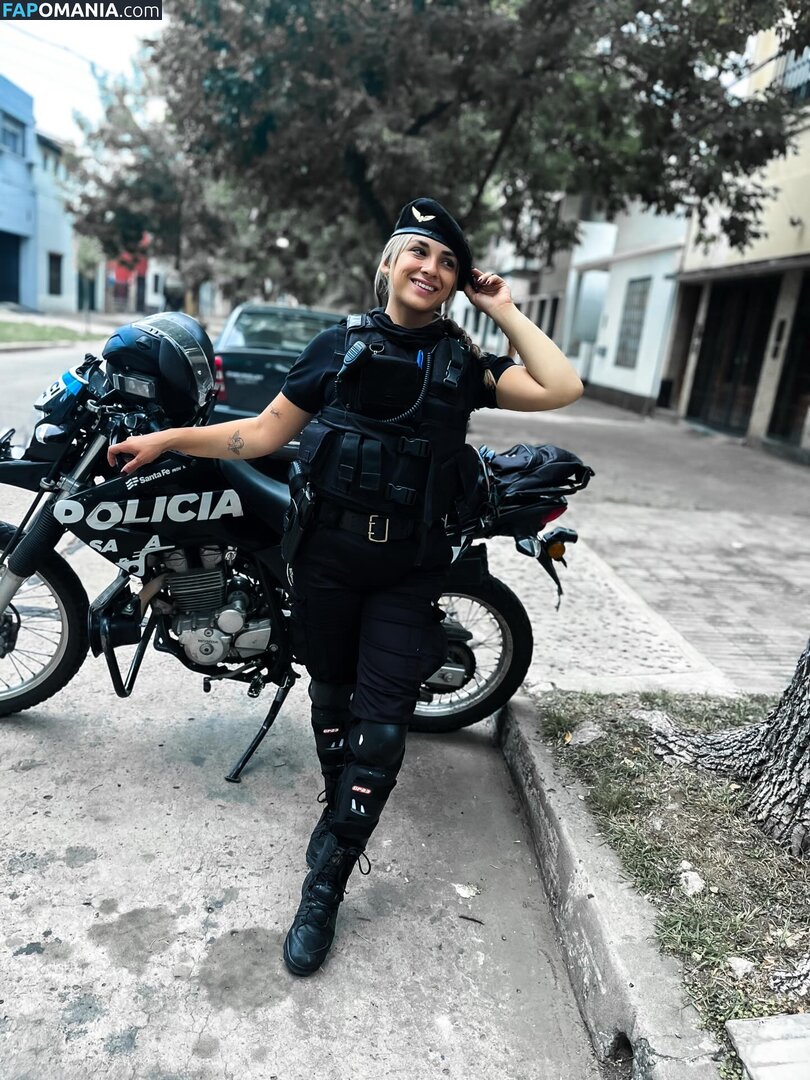 In And Out Uniform Meztelen OnlyFans  Kikerült fotó #25