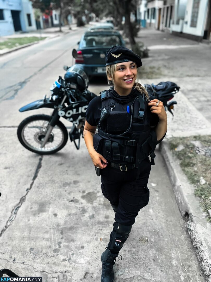In And Out Uniform Meztelen OnlyFans  Kikerült fotó #26