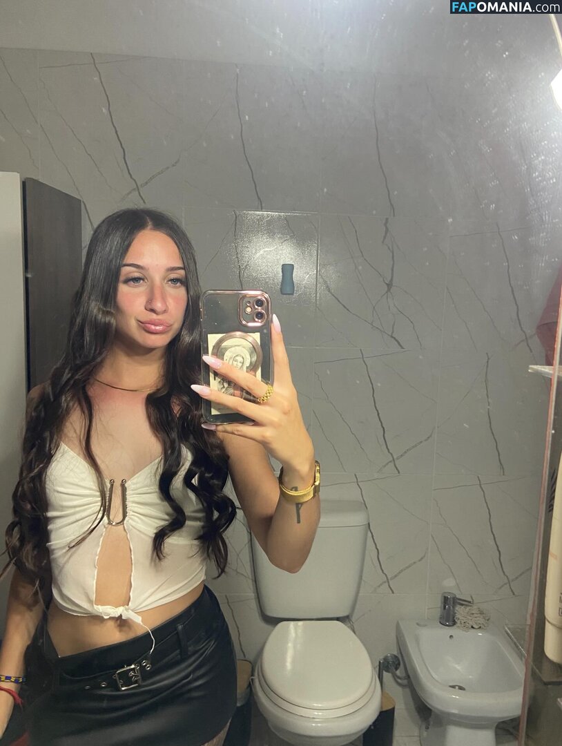 In And Out Uniform Meztelen OnlyFans  Kikerült fotó #57