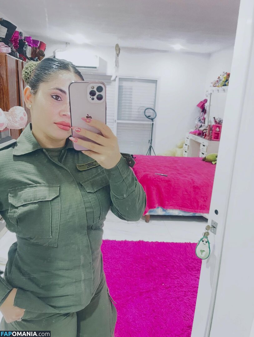In And Out Uniform Meztelen OnlyFans  Kikerült fotó #77