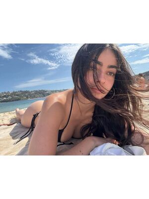 Inas Elashiry