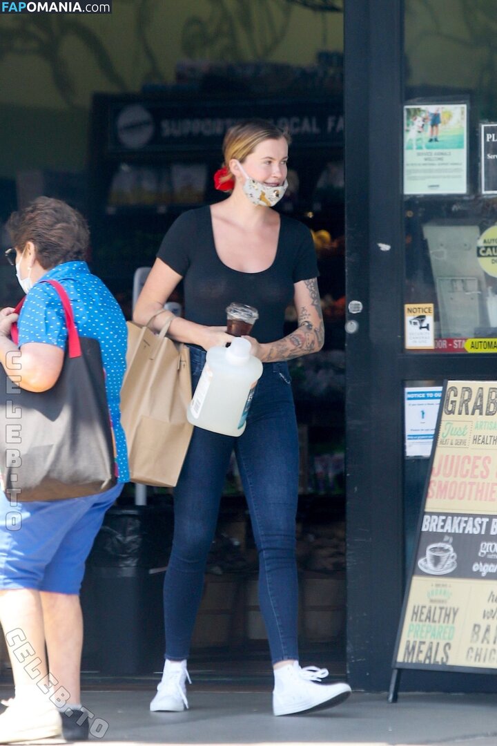 Ireland Baldwin / chloebaldwin... / irelandbasingerbaldwin / irelandirelandireland Meztelen OnlyFans  Kikerült fotó #224