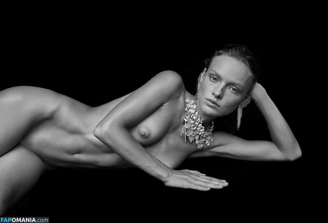 Irina Kovaleva / IrinaKovalev / https: / kovallevvva Meztelen OnlyFans  Kikerült fotó #10