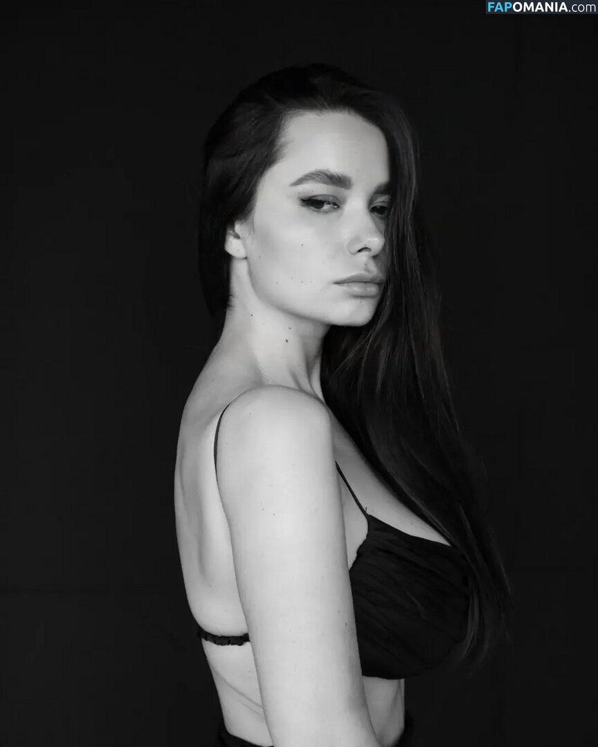 Irina Verina / irinassolo Meztelen OnlyFans  Kikerült fotó #6