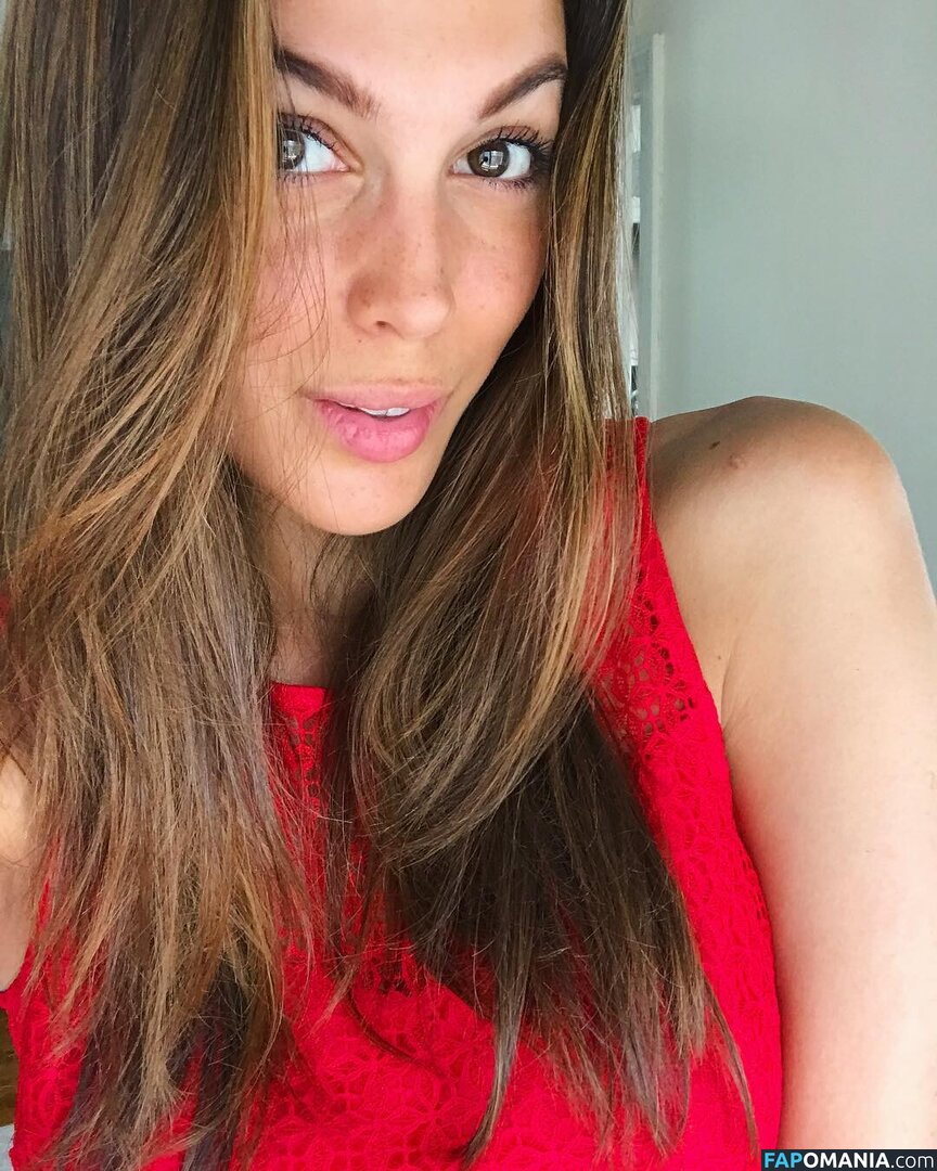 Iris Mittenaere / irismittenaere / summerxiris Meztelen OnlyFans  Kikerült fotó #3