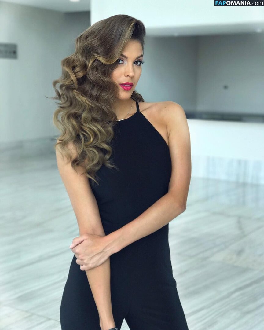 Iris Mittenaere / irismittenaere / summerxiris Meztelen OnlyFans  Kikerült fotó #13