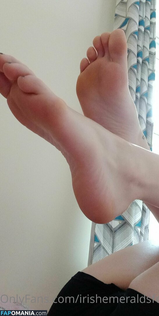 irishemeraldsfeet / therealdesertgypsy Meztelen OnlyFans  Kikerült fotó #2