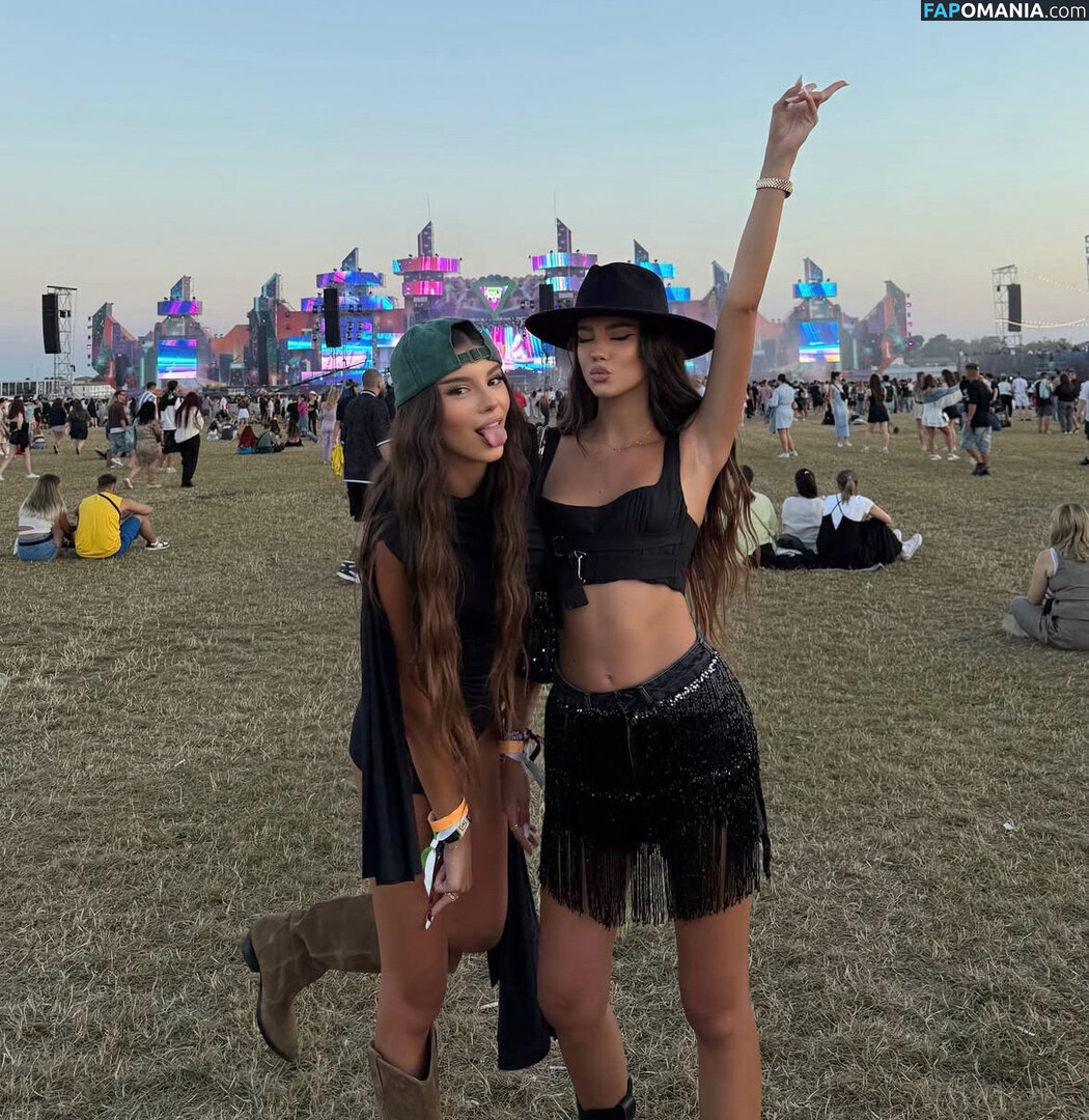 Carla_anghel_ / Isabel_anghel Meztelen OnlyFans  Kikerült fotó #20