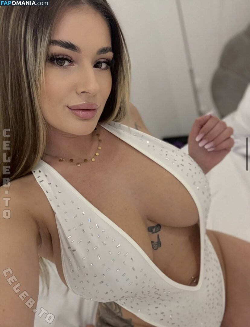 Isabella Etthan / https: / justtmebella Meztelen OnlyFans  Kikerült fotó #2