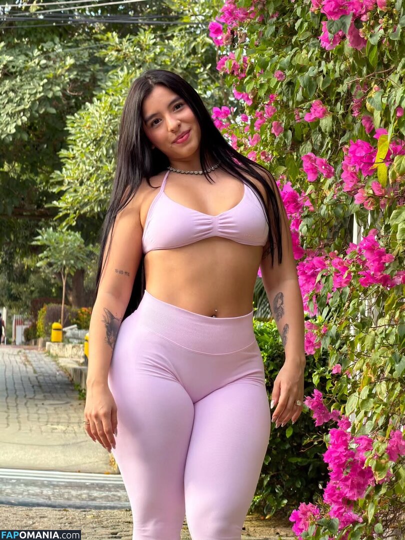 Isabella Tobar / https: / isabellatobaar / isatobaar Meztelen OnlyFans  Kikerült fotó #2