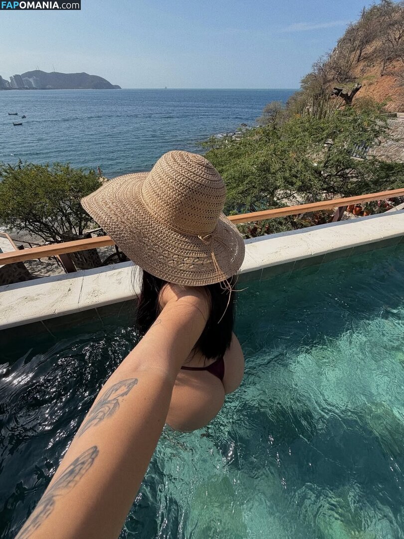 Isabella Tobar / https: / isabellatobaar / isatobaar Meztelen OnlyFans  Kikerült fotó #3