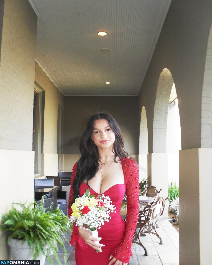 Isabella Wagner / SerenitySource_ / isabellarosewagner Meztelen OnlyFans  Kikerült fotó #5