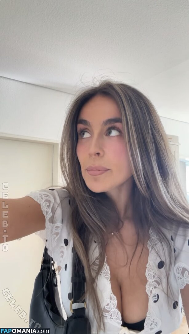 Isallieh Meztelen OnlyFans  Kikerült fotó #2