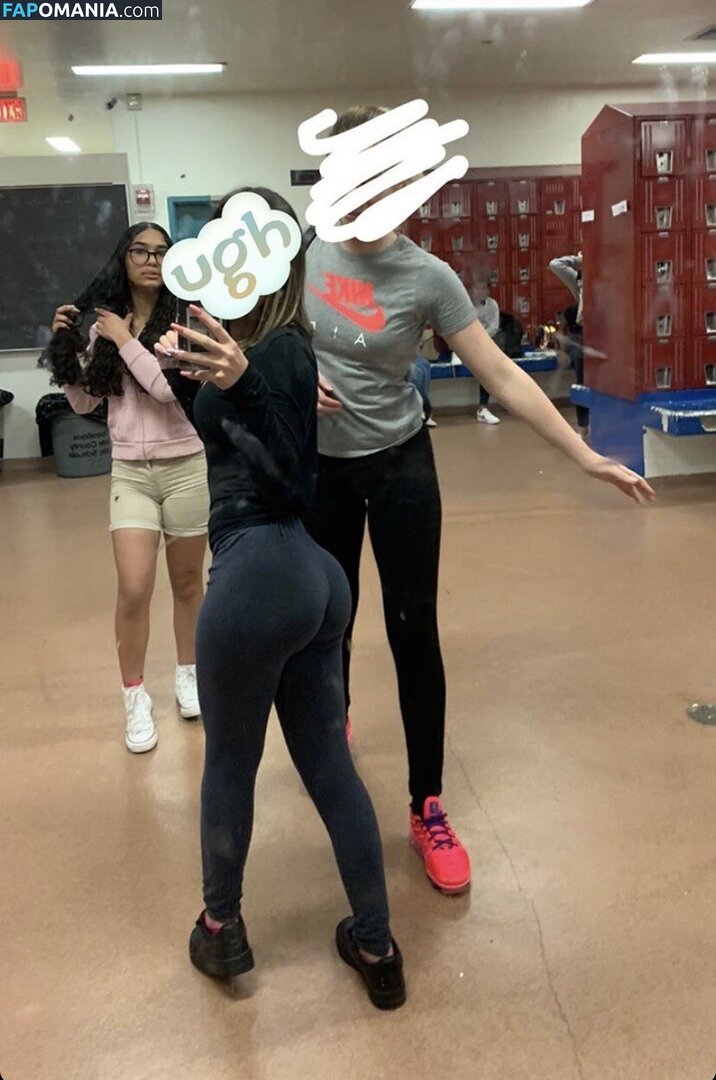 Issaa_j / issaa.j Meztelen OnlyFans  Kikerült fotó #1
