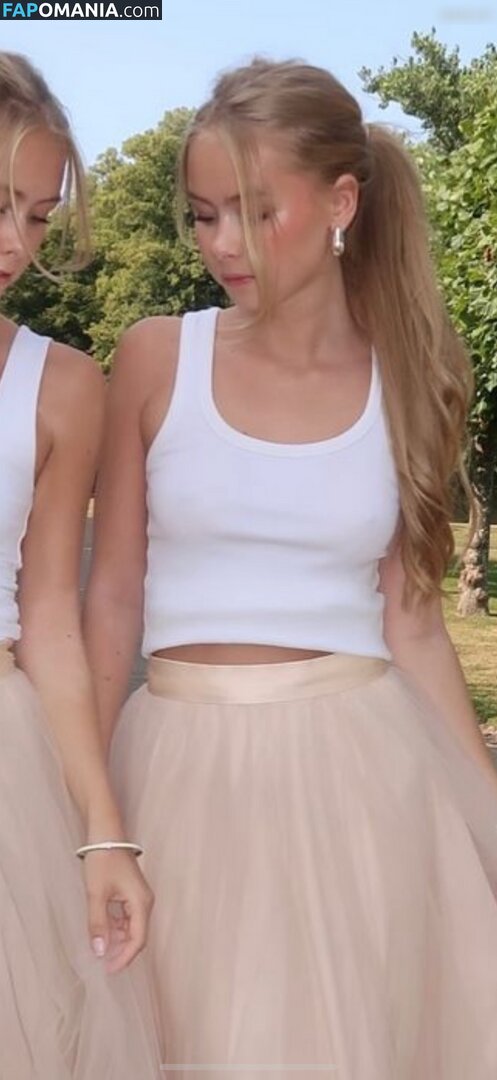 Iza and Elle Meztelen OnlyFans  Kikerült fotó #5