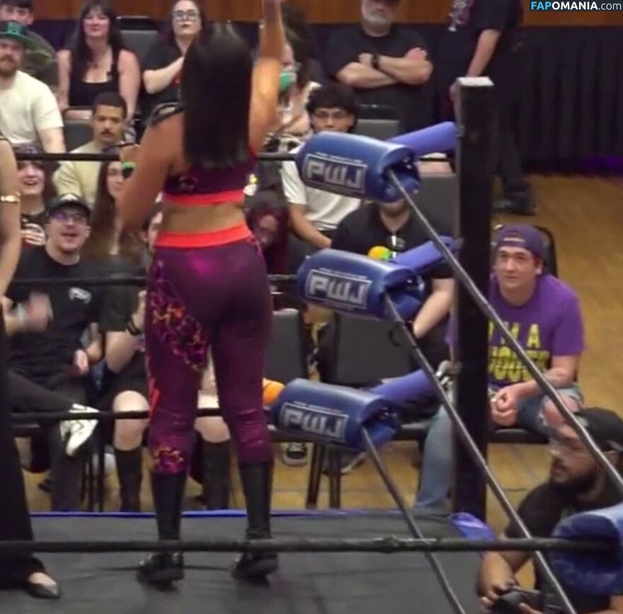 ItsIzzyMania / Izzy Moreno / WWYTWrestling Meztelen OnlyFans  Kikerült fotó #45