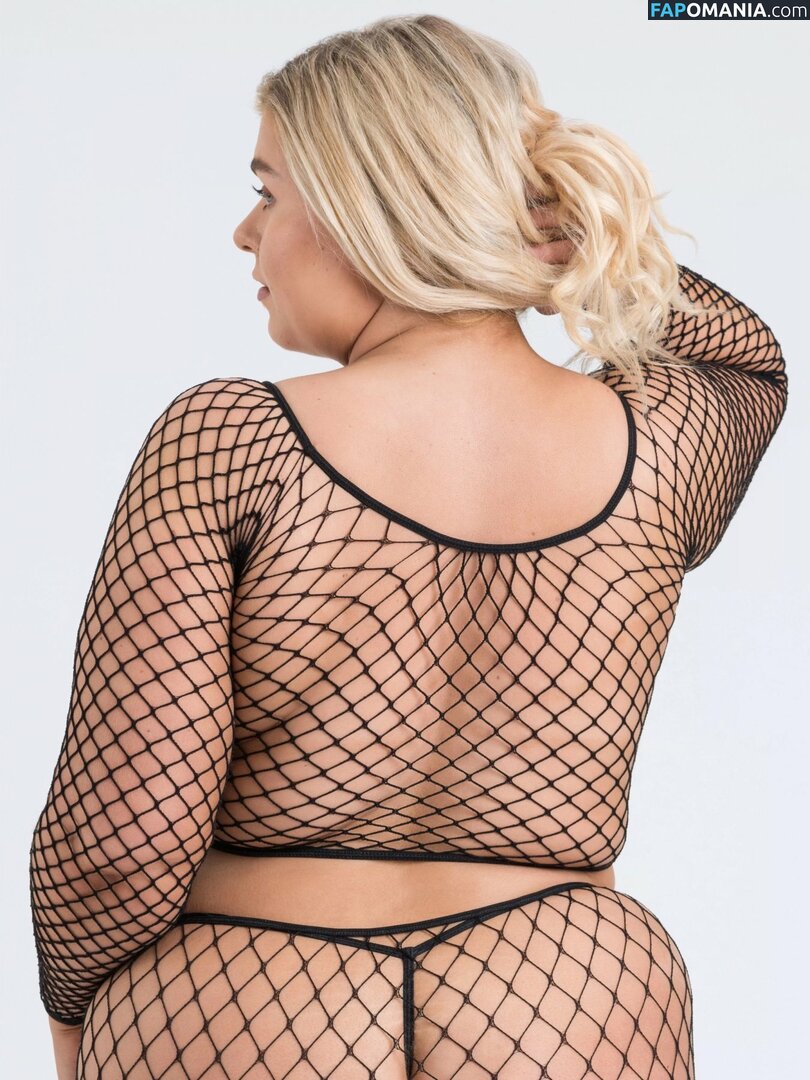Izzy Nicholls / https: / isabelnichollsnall Meztelen OnlyFans  Kikerült fotó #30