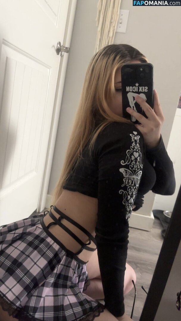 Izzy Rivas / imlizarey / izz1.r Meztelen OnlyFans  Kikerült fotó #16