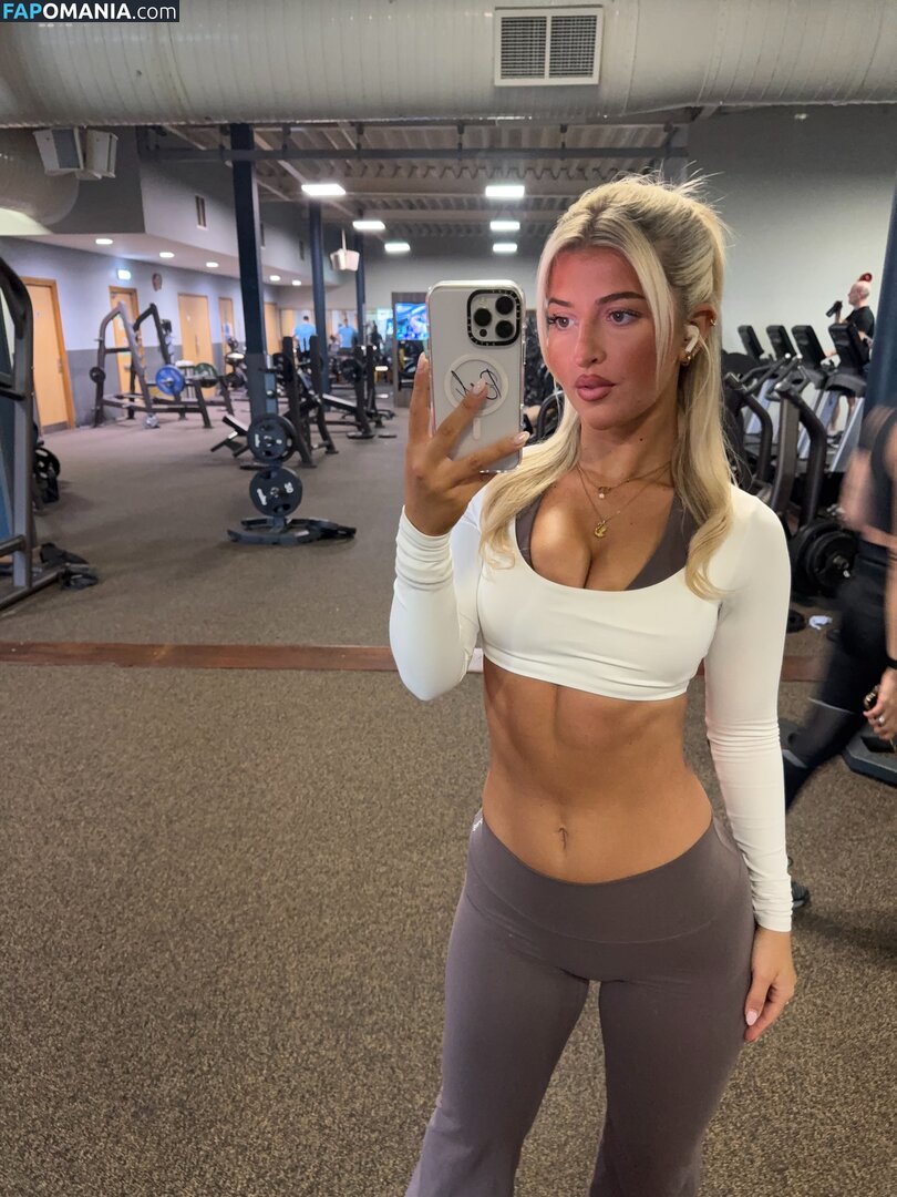 Isabel Taffs / IzzyTaffs / isabel_taffs / isabeltaffs Meztelen OnlyFans  Kikerült fotó #17
