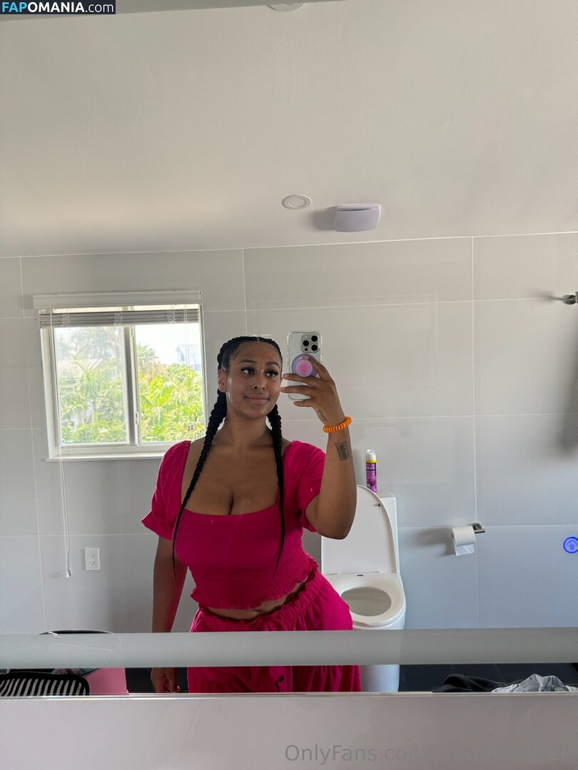 jaadenforfree / thejaadenkyrelle Meztelen OnlyFans  Kikerült fotó #5