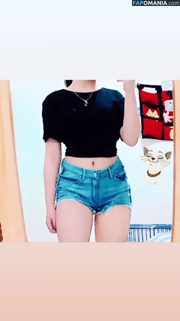Jenevie Delloson / jenevie_delloson Meztelen OnlyFans  Kikerült fotó #1