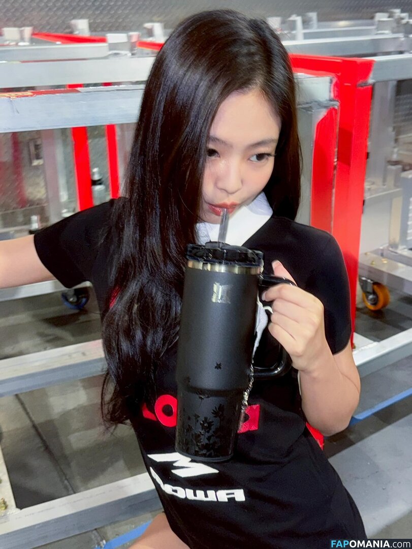 Blackpink / Jennie | BLΛƆKPIИK / jennierubyjane / sheflieshigh Meztelen OnlyFans  Kikerült fotó #440