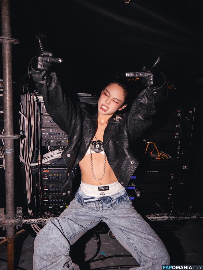 Blackpink / Jennie | BLΛƆKPIИK / jennierubyjane / sheflieshigh Meztelen OnlyFans  Kikerült fotó #470