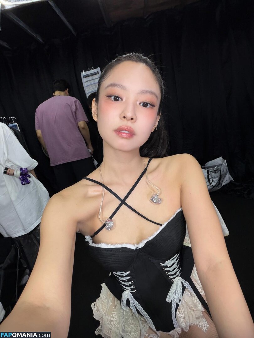 Blackpink / Jennie | BLΛƆKPIИK / jennierubyjane / sheflieshigh Meztelen OnlyFans  Kikerült fotó #471