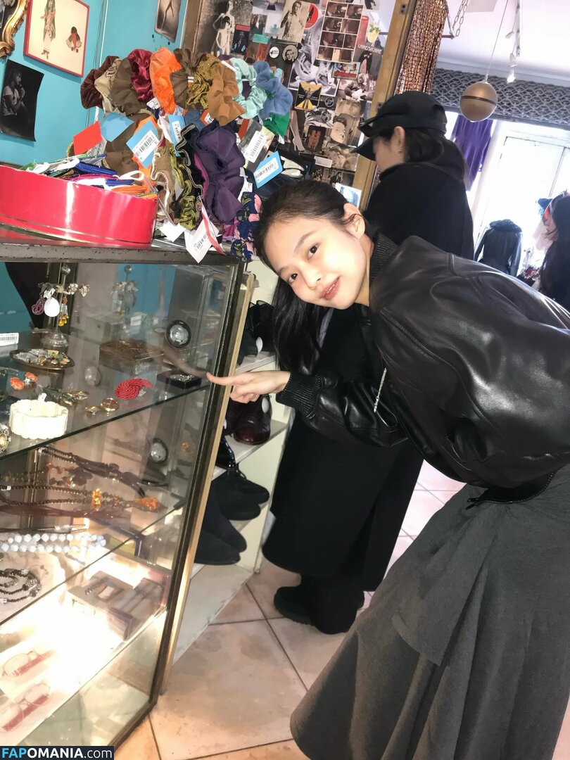 Blackpink / Jennie | BLΛƆKPIИK / jennierubyjane / sheflieshigh Meztelen OnlyFans  Kikerült fotó #518