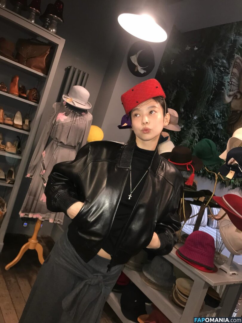 Blackpink / Jennie | BLΛƆKPIИK / jennierubyjane / sheflieshigh Meztelen OnlyFans  Kikerült fotó #521