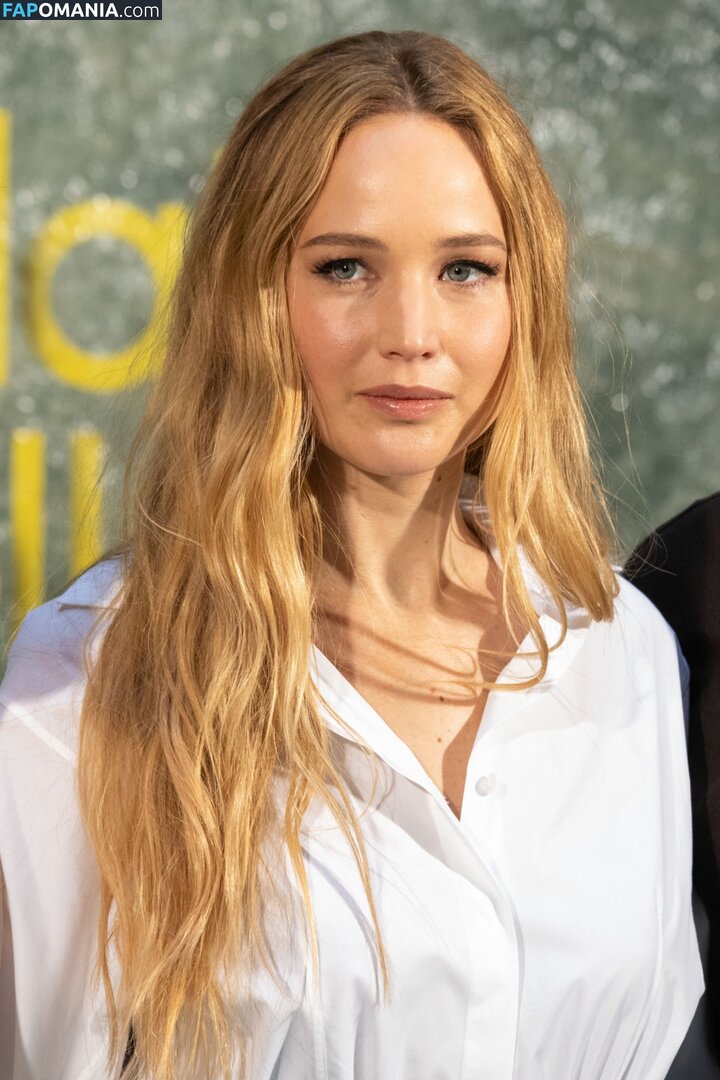 Jennifer Lawrence Meztelen Kikerült fotó #127