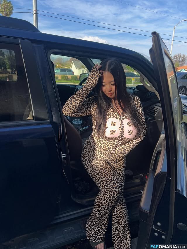 Jennifer Vang / jennifervang_ Meztelen OnlyFans  Kikerült fotó #5