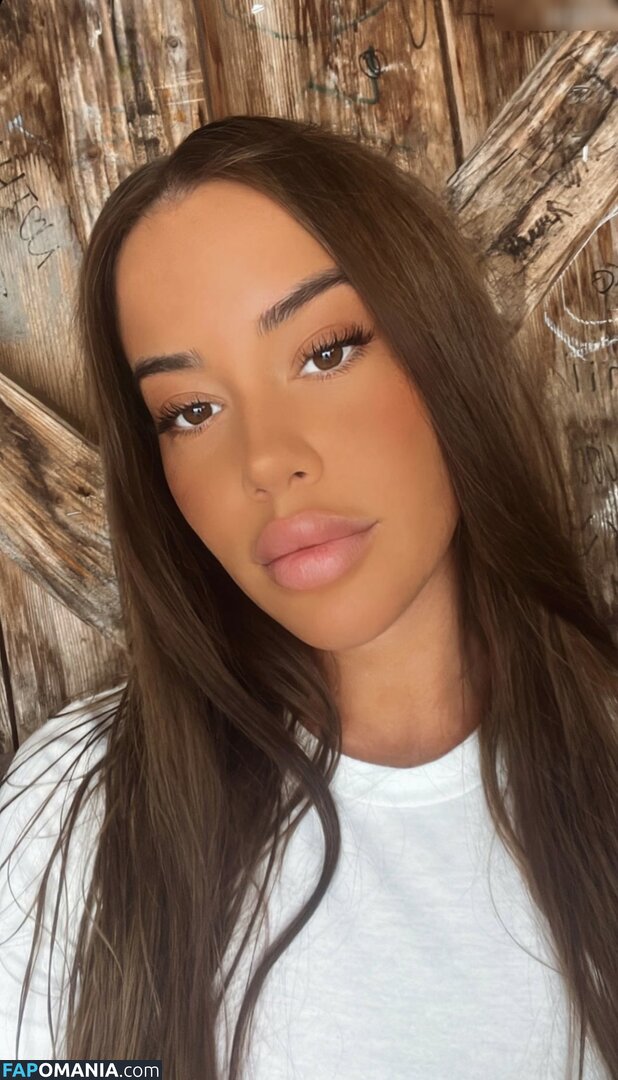 Jessica Alessandra / alessandras.jessica / jessicaalessandra Meztelen OnlyFans  Kikerült fotó #32