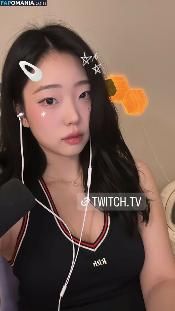 AGirlAndAGame / Jessica / h.yojeong / jessicahkim / jessicanigri Meztelen OnlyFans  Kikerült fotó #50