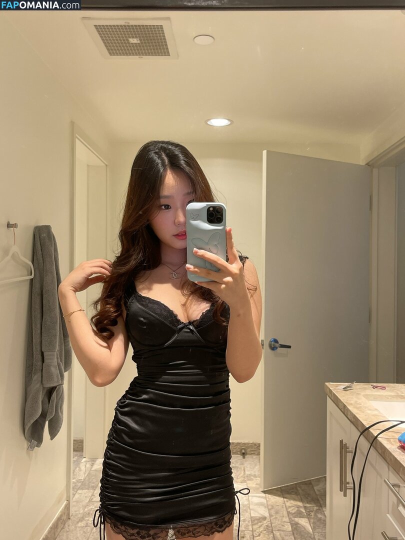 AGirlAndAGame / Jessica / h.yojeong / jessicahkim / jessicanigri Meztelen OnlyFans  Kikerült fotó #186