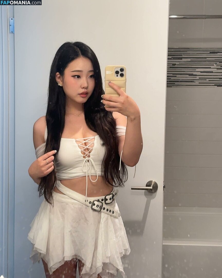 AGirlAndAGame / Jessica / h.yojeong / jessicahkim / jessicanigri Meztelen OnlyFans  Kikerült fotó #192